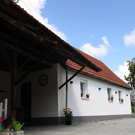 Апартаменты Kleines Haeuschen Zum Wohlfuehlen Балинген Экстерьер фото